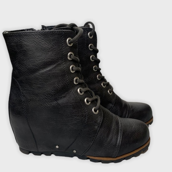 UNIONBAY Shoes - DARK GREY LACE UP WEDGED BOOTS, charcoal color